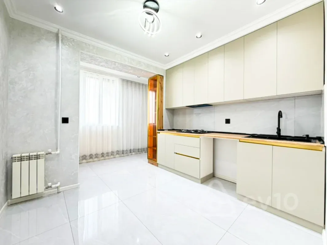 Kirayə verilir 3 otaqlı köhnə tikili 72 m²