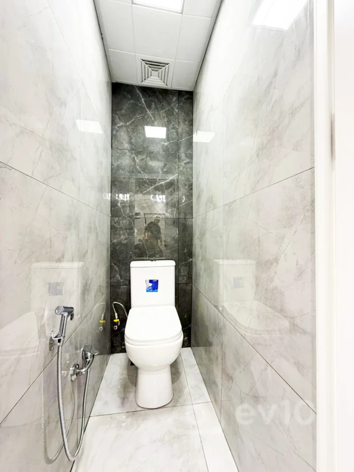 Kirayə verilir 3 otaqlı köhnə tikili 72 m²