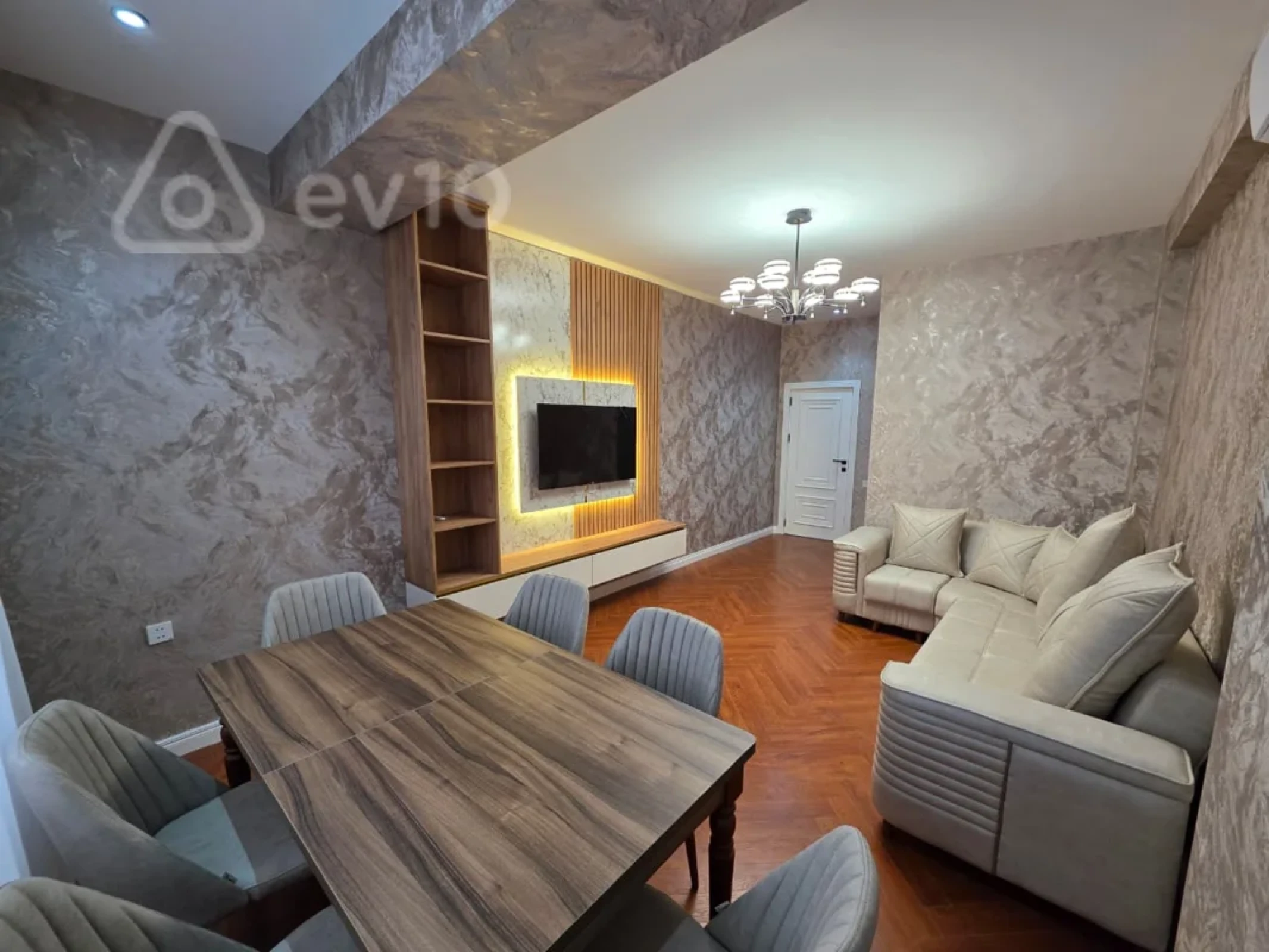 Kirayə verilir 2 otaqlı yeni tikili 75 m²