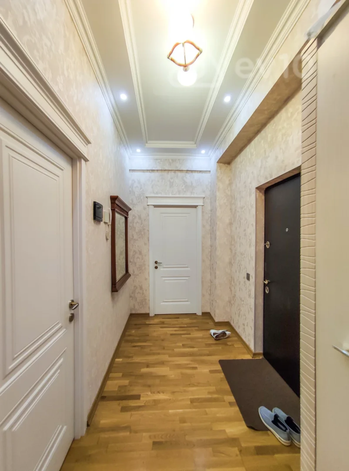 Kirayə verilir 2 otaqlı yeni tikili 75 m²