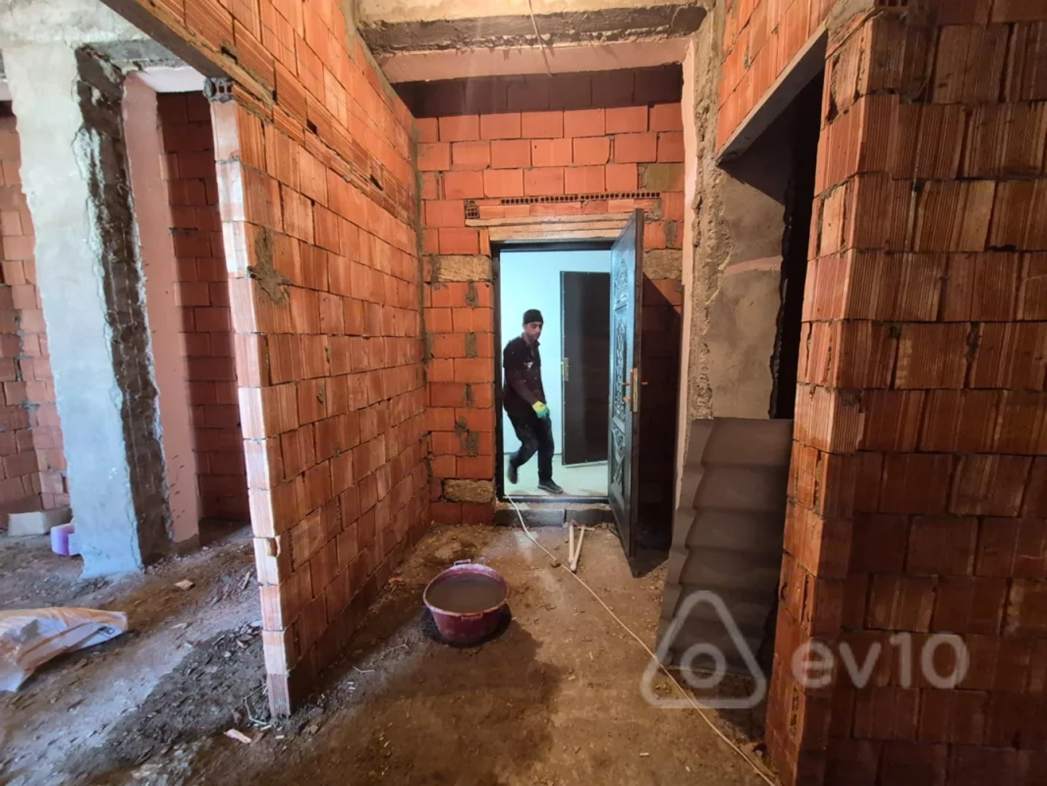 Satılır 1 otaqlı yeni tikili 69 m²