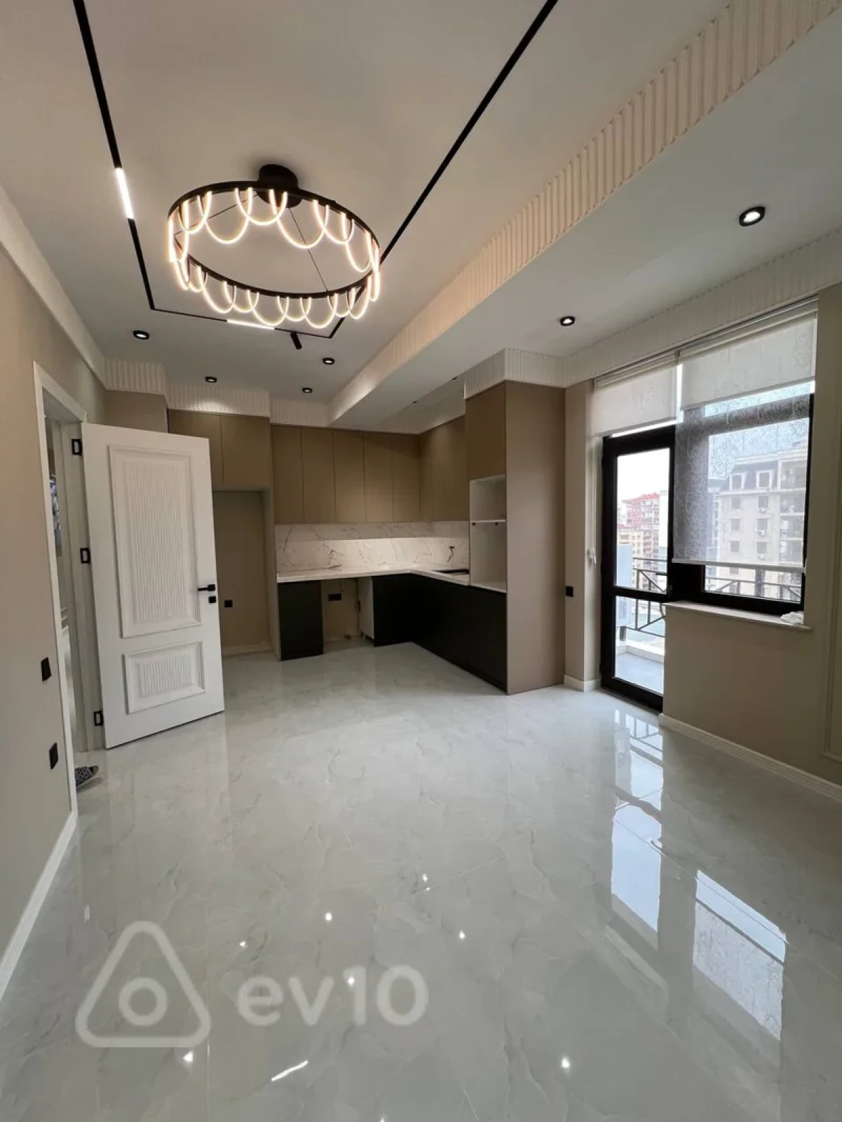 Satılır 4 otaqlı yeni tikili 137 m²