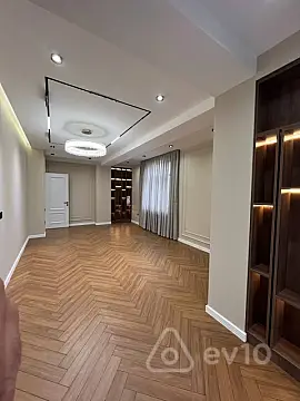 Satılır 4 otaqlı yeni tikili 137 m²
