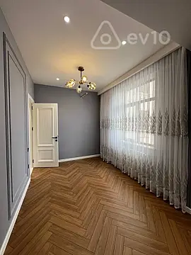 Satılır 4 otaqlı yeni tikili 137 m²
