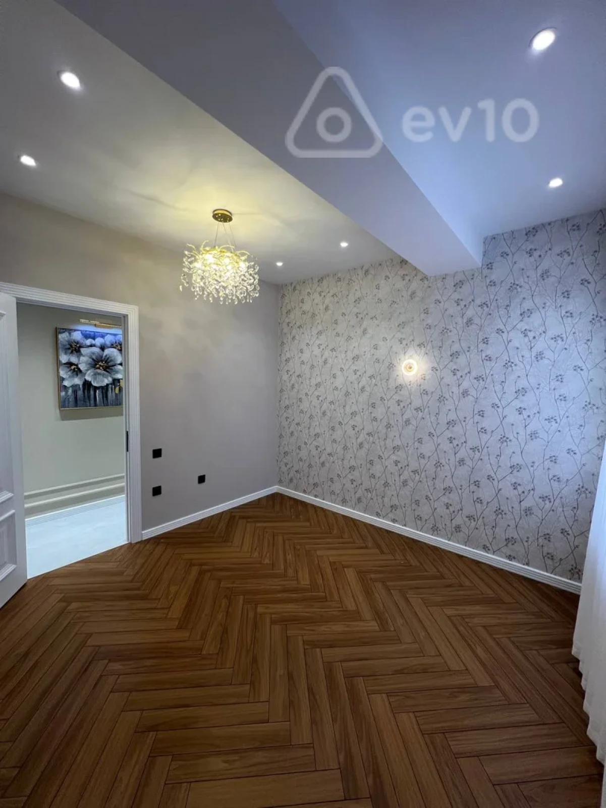 Satılır 4 otaqlı yeni tikili 137 m²