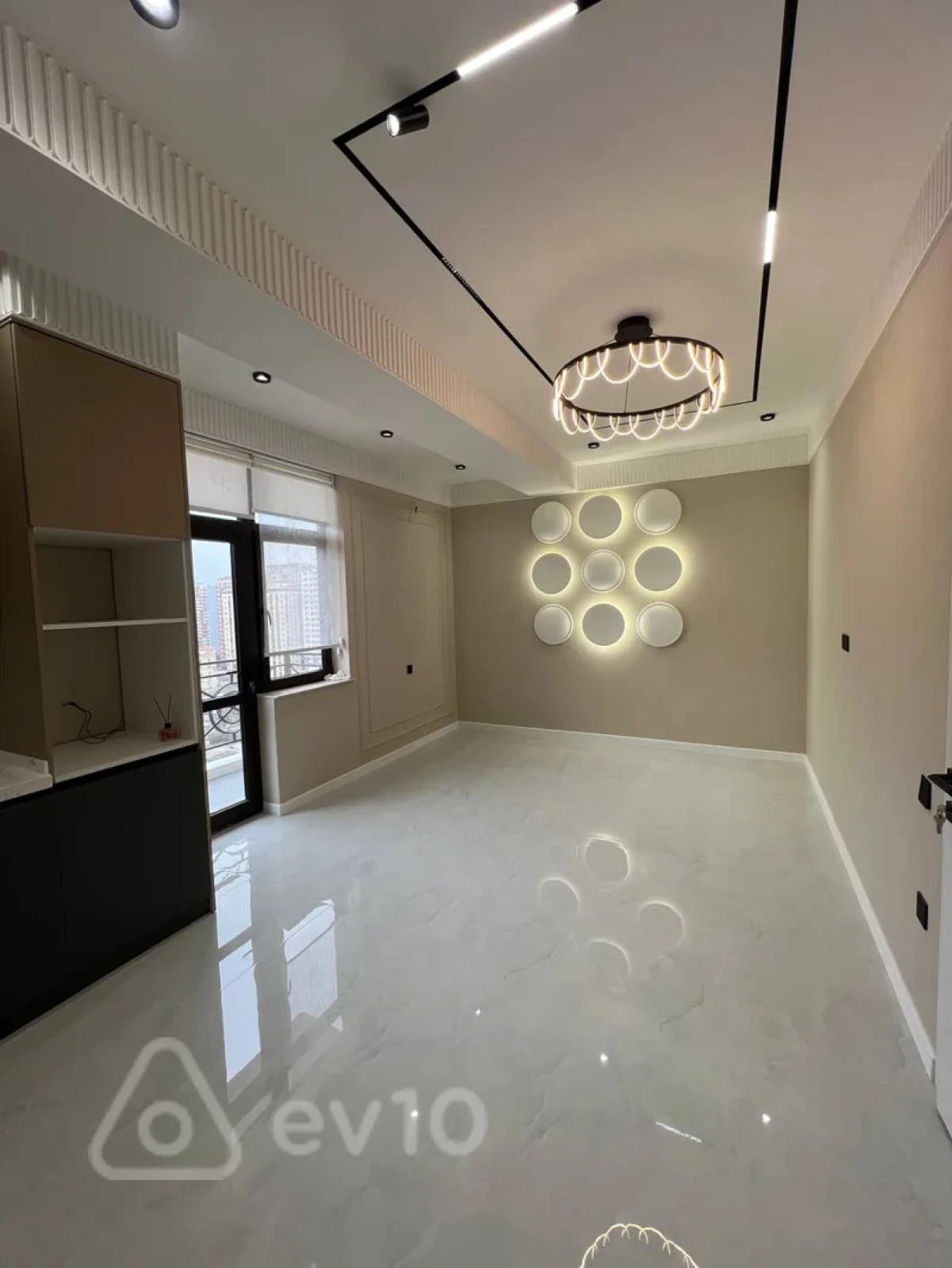 Satılır 4 otaqlı yeni tikili 137 m²