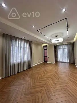 Satılır 4 otaqlı yeni tikili 137 m²
