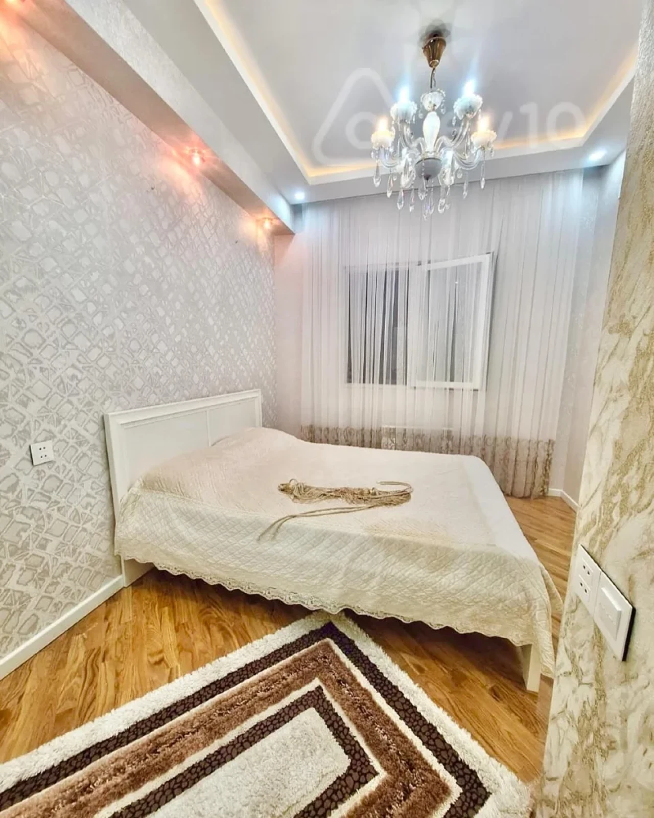 Kirayə verilir 2 otaqlı yeni tikili 70 m²