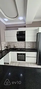 Kirayə verilir 3 otaqlı yeni tikili 100 m²