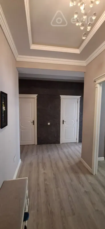 Kirayə verilir 3 otaqlı yeni tikili 100 m²