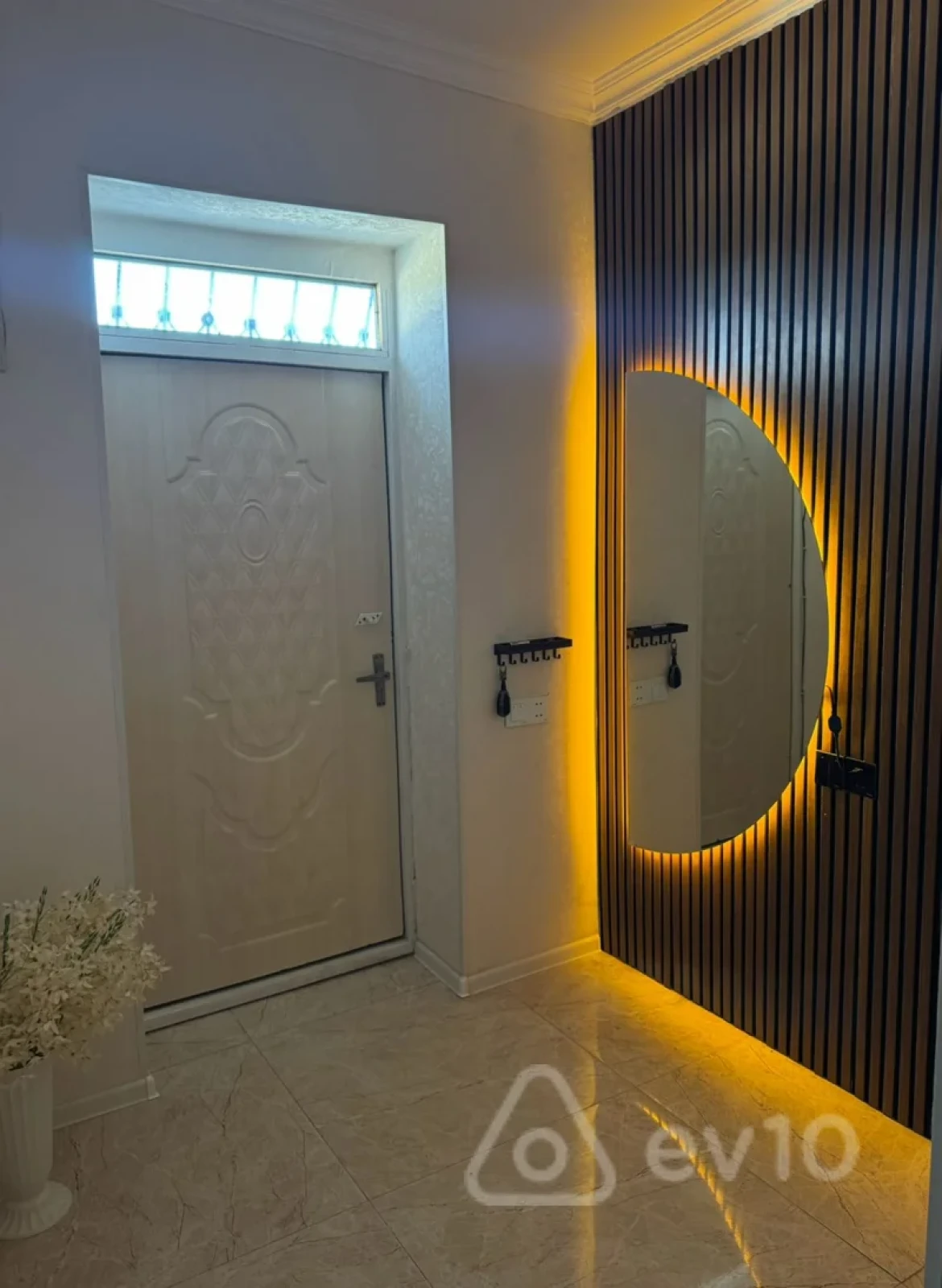 Satılır 5 otaqlı həyət evi 180 m²