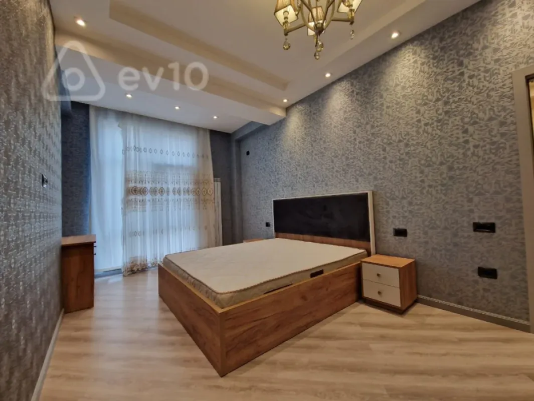 Kirayə verilir 2 otaqlı yeni tikili 75 m²