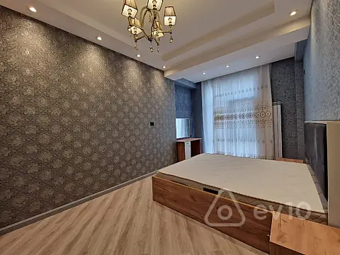 Kirayə verilir 2 otaqlı yeni tikili 75 m²