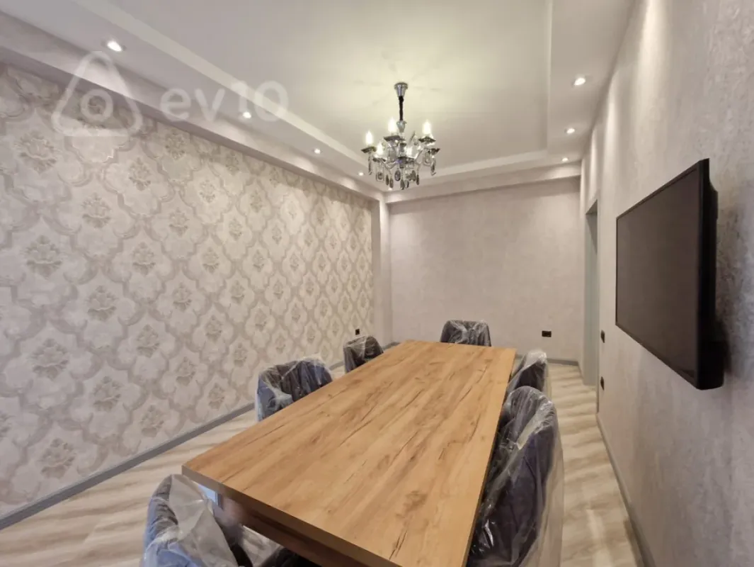 Kirayə verilir 2 otaqlı yeni tikili 75 m²
