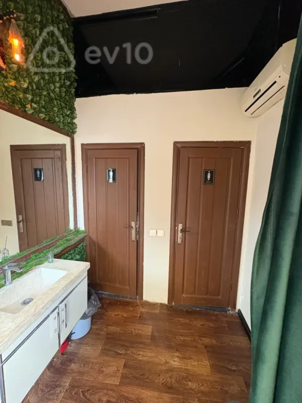 Kirayə verilir mənzil 170 m²