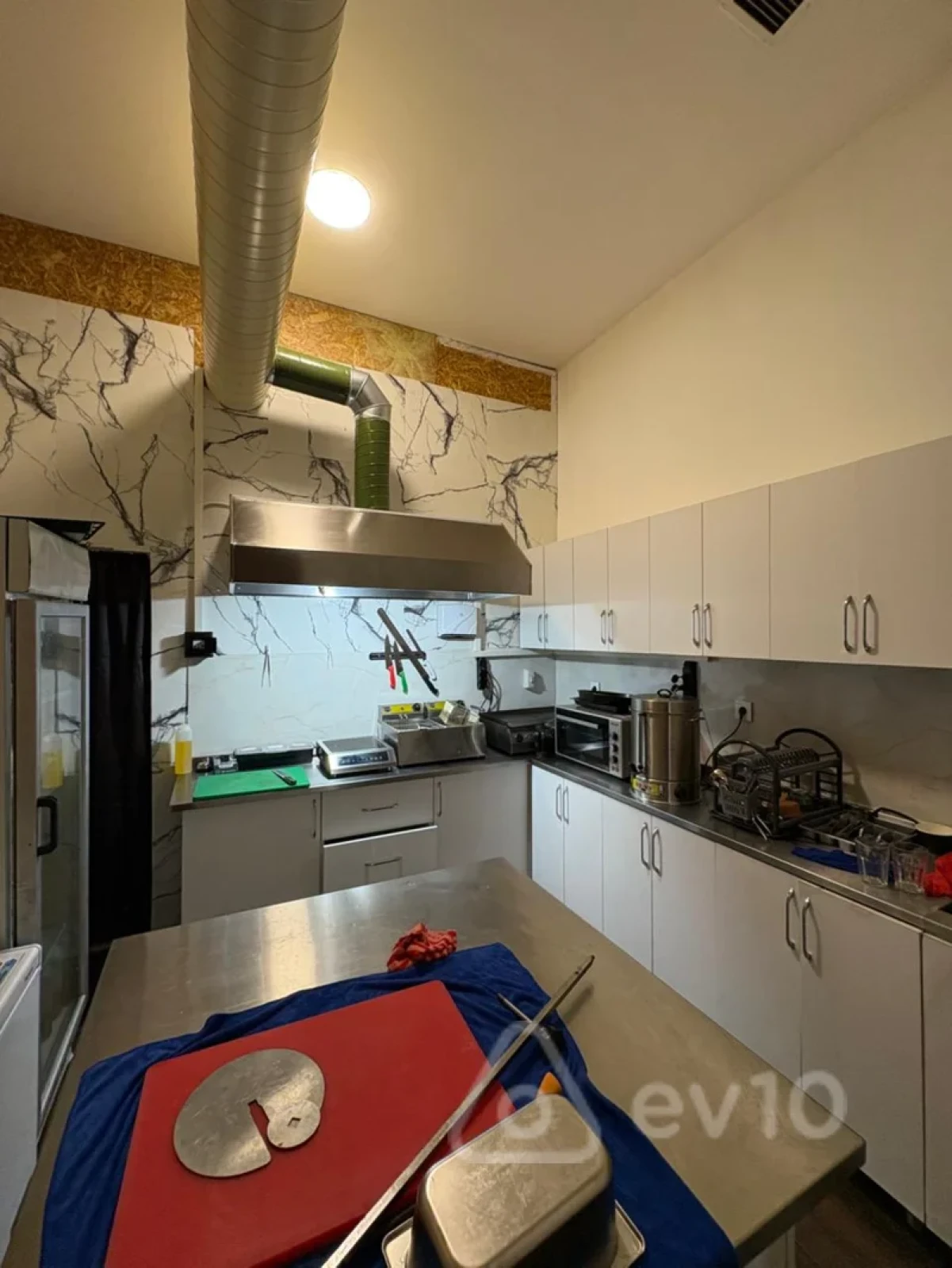 Kirayə verilir mənzil 170 m²