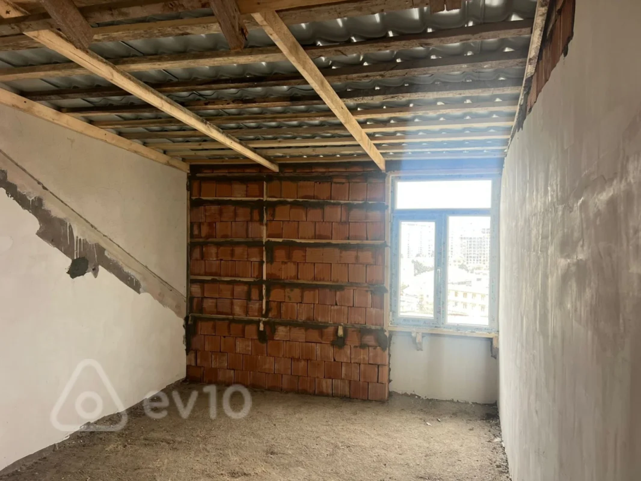 Satılır 3 otaqlı yeni tikili 103 m²