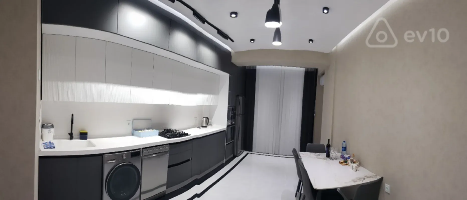 Kirayə verilir 3 otaqlı yeni tikili 150 m²