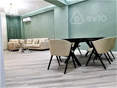 Kirayə verilir 3 otaqlı yeni tikili 150 m²