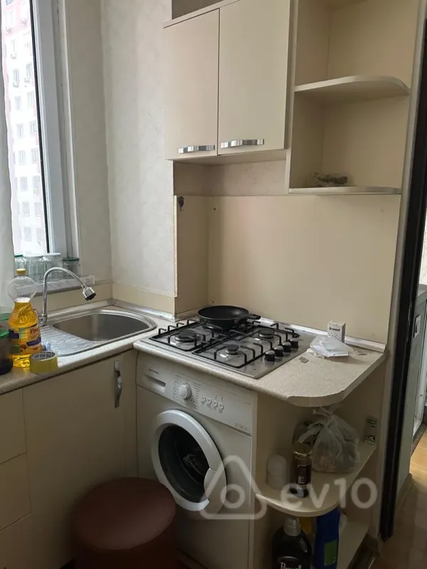 Kirayə verilir 1 otaqlı yeni tikili 30 m²