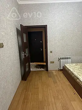 Kirayə verilir 1 otaqlı yeni tikili 30 m²