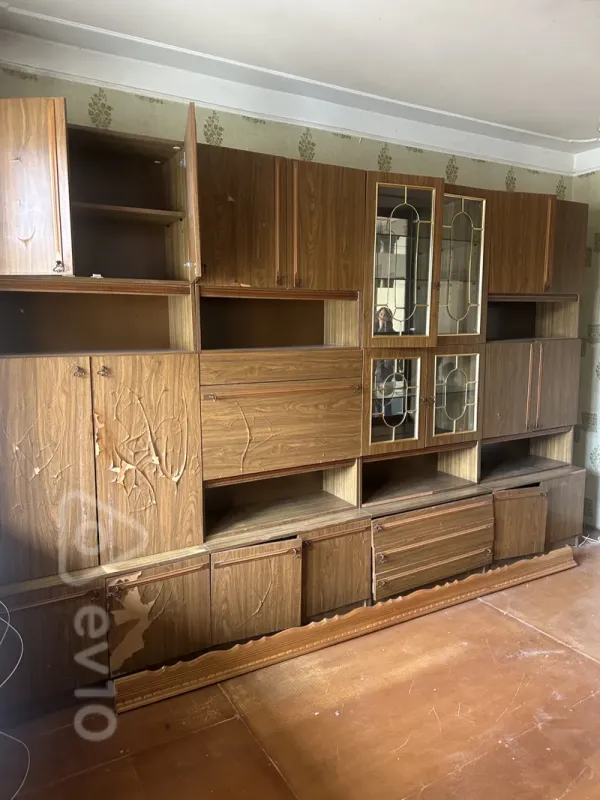 Satılır 4 otaqlı köhnə tikili 130 m²