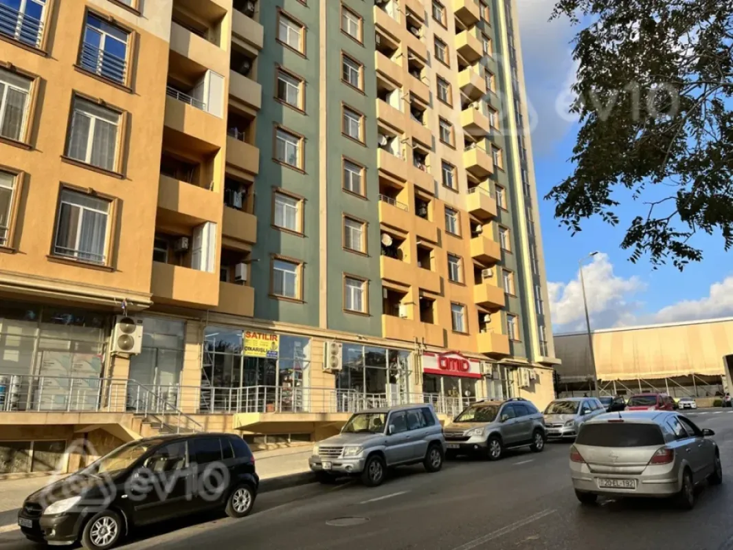 Satılır 2 otaqlı yeni tikili 78.5 m²