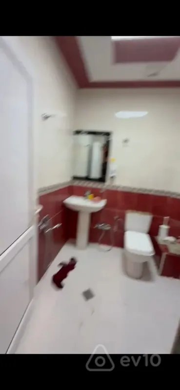 Kirayə verilir 2 otaqlı yeni tikili 52 m²