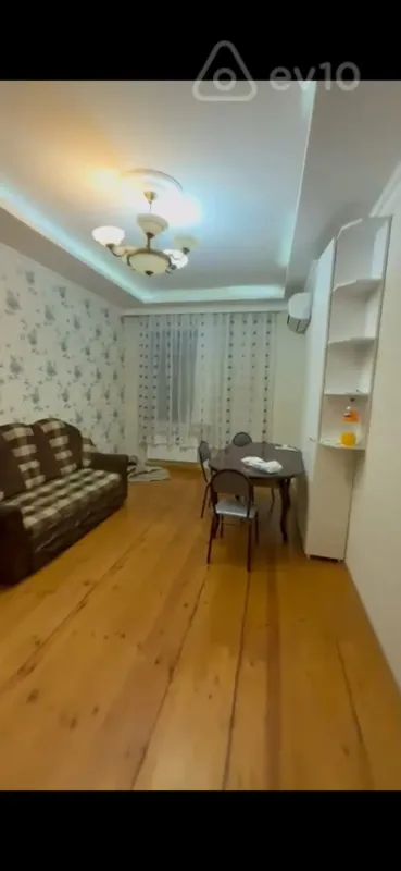 Kirayə verilir 2 otaqlı yeni tikili 52 m²