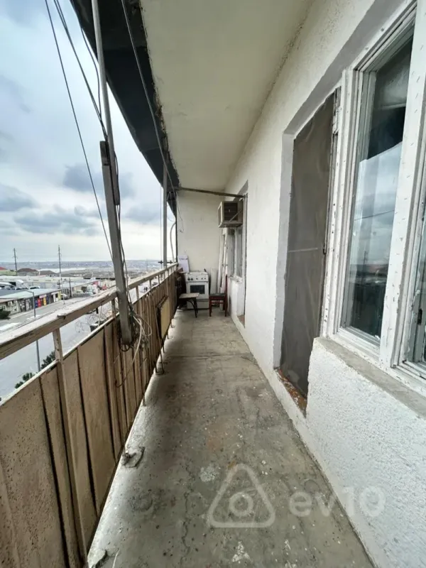 Satılır 3 otaqlı köhnə tikili 85 m²