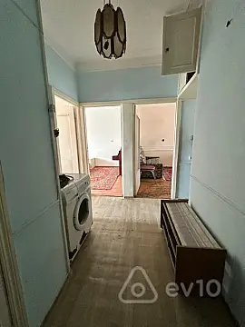 Satılır 3 otaqlı köhnə tikili 85 m²