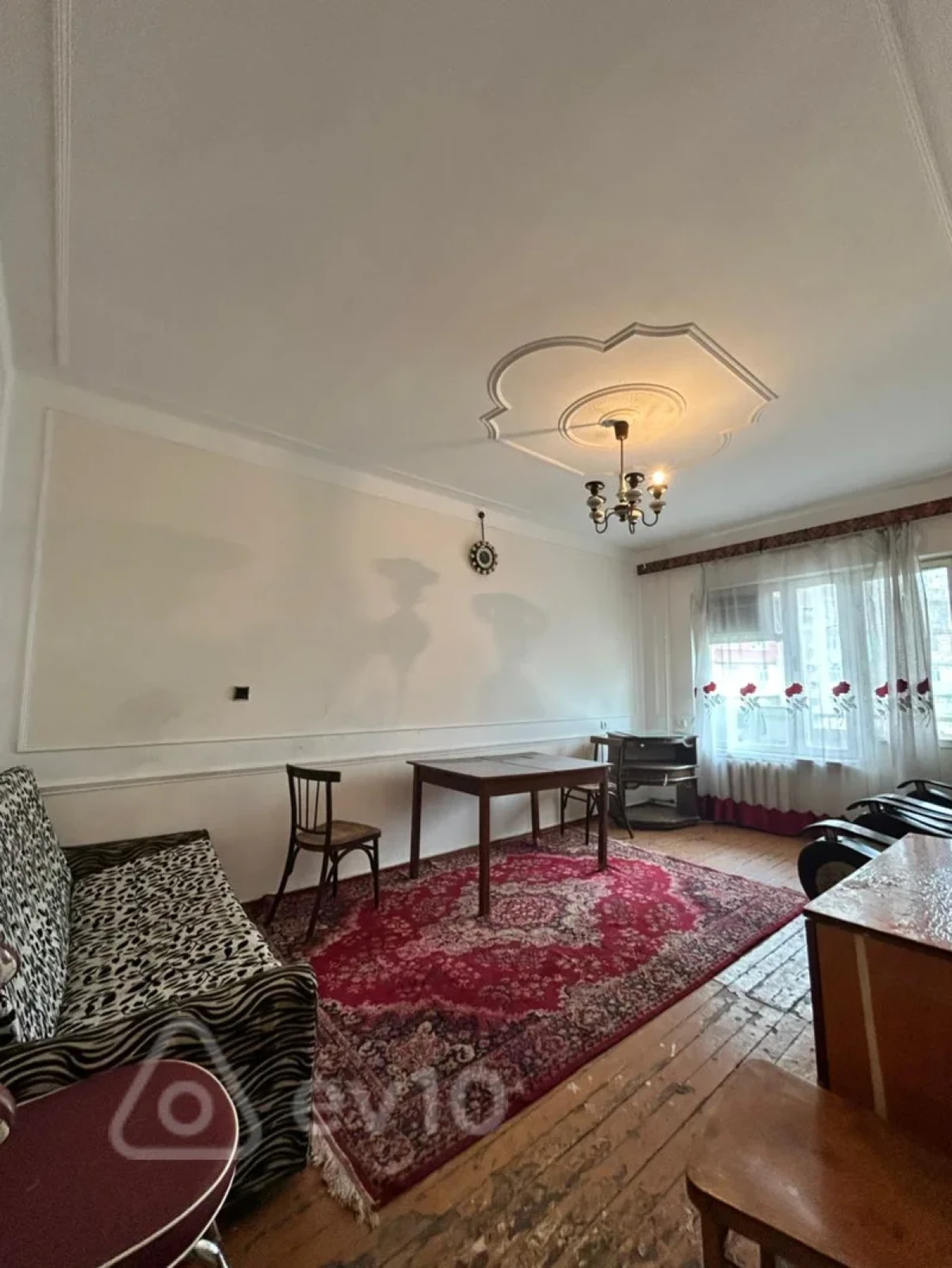 Satılır 3 otaqlı köhnə tikili 85 m²