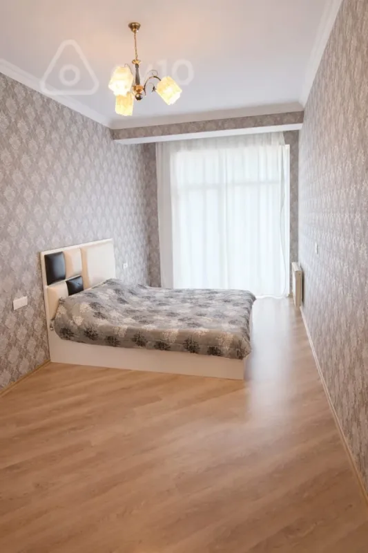 Kirayə verilir 2 otaqlı yeni tikili 80 m²