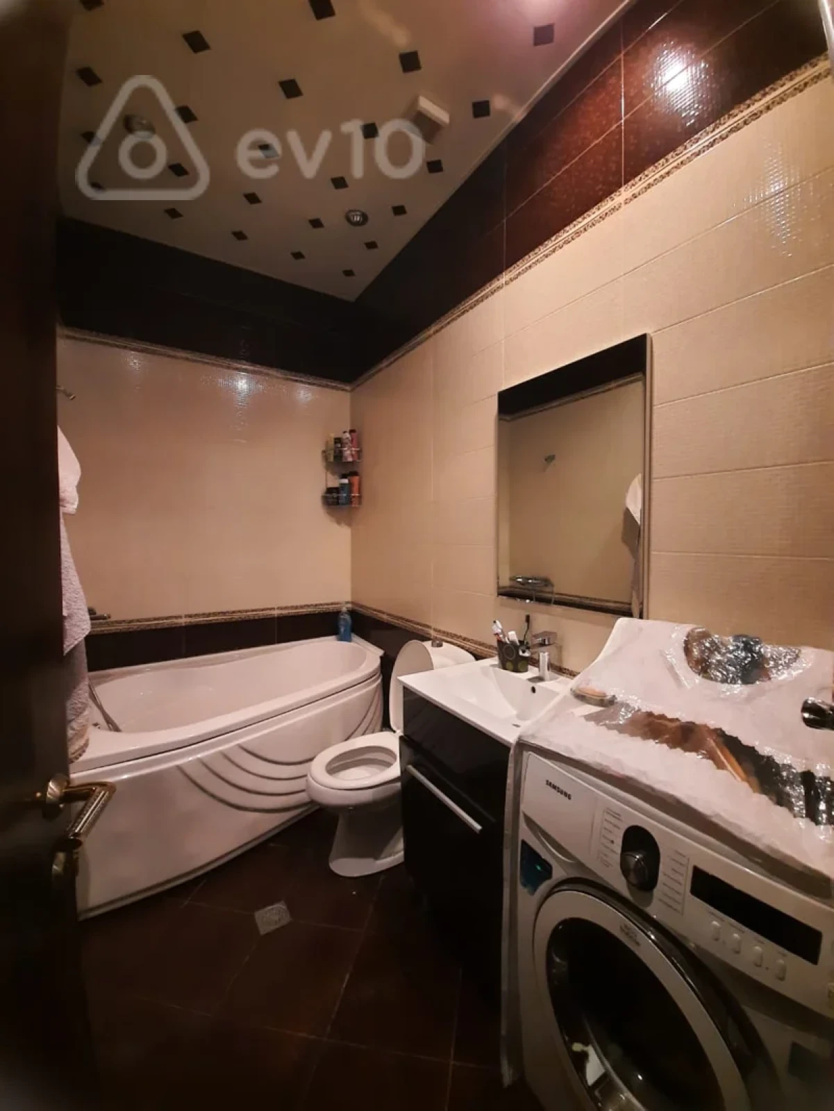 Satılır 2 otaqlı yeni tikili 60 m²