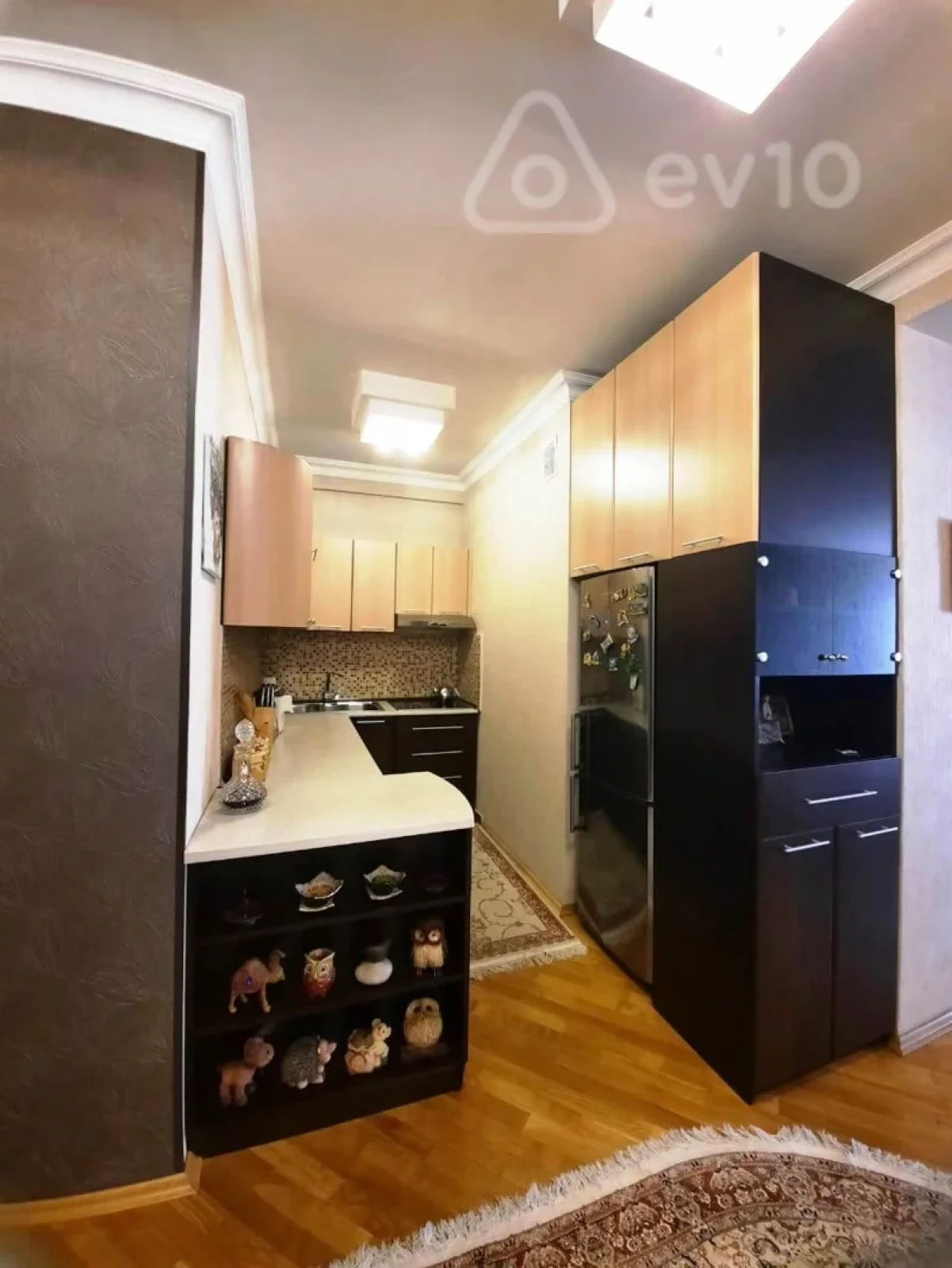 Satılır 2 otaqlı yeni tikili 60 m²