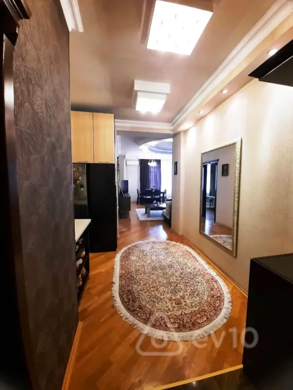 Satılır 2 otaqlı yeni tikili 60 m²