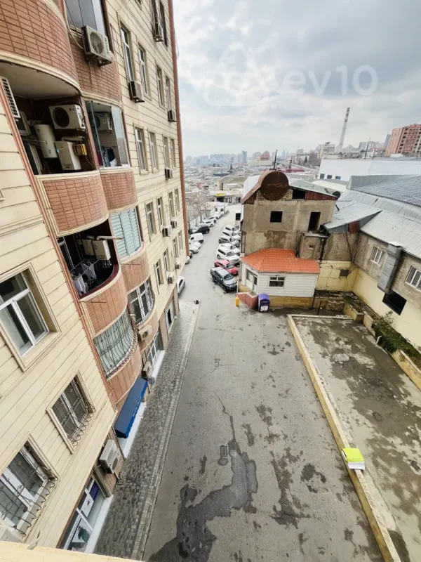 Kirayə verilir 3 otaqlı yeni tikili 120 m²