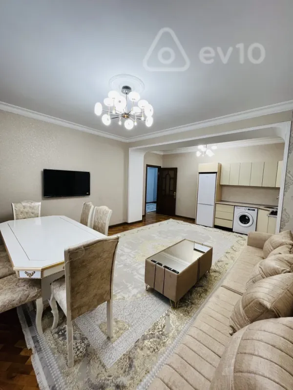 Kirayə verilir 3 otaqlı yeni tikili 120 m²