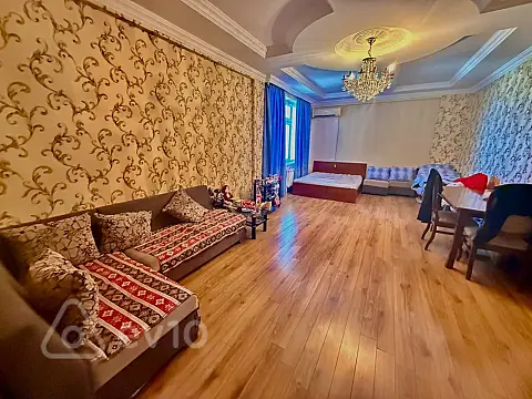 Kirayə verilir 3 otaqlı yeni tikili 90 m²