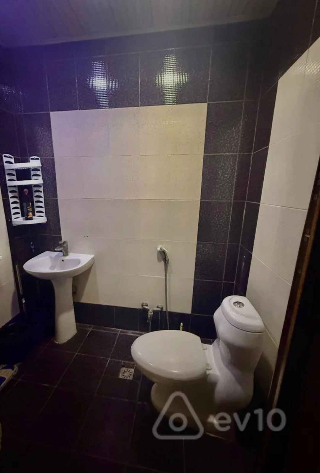 Kirayə verilir 3 otaqlı yeni tikili 90 m²