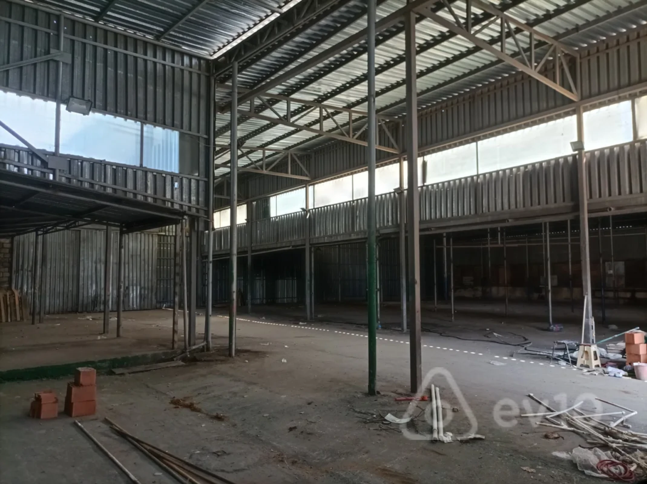 Kirayə verilir mənzil 500 m²