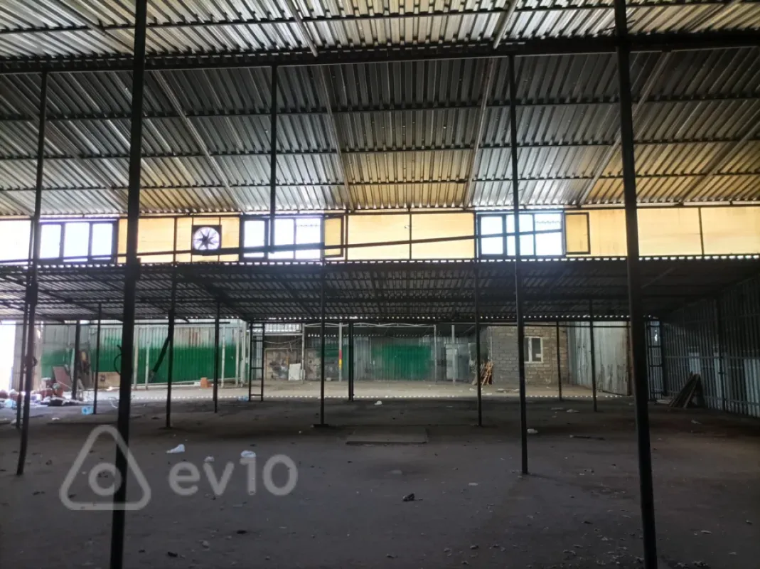 Kirayə verilir mənzil 500 m²