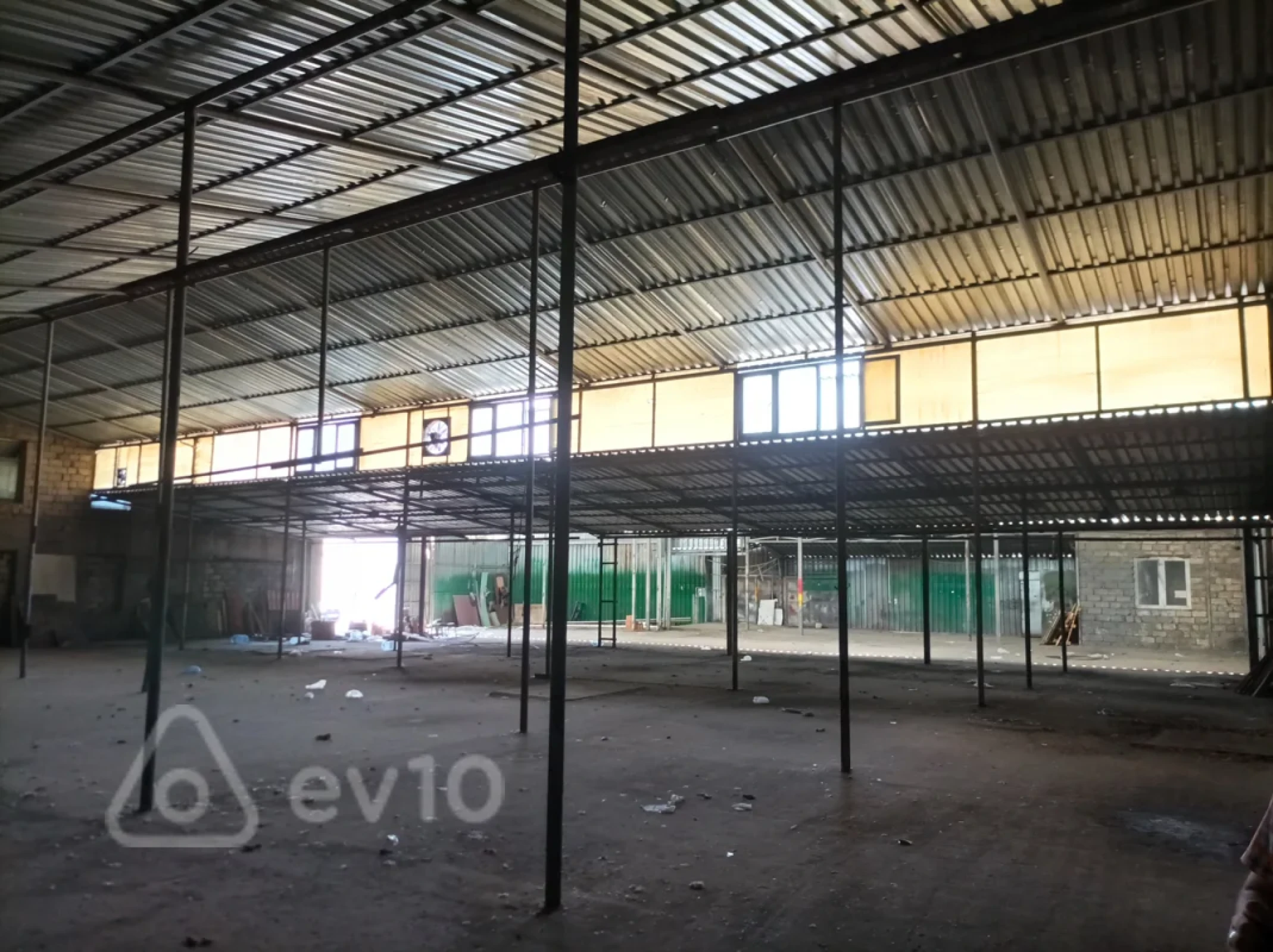 Kirayə verilir mənzil 500 m²