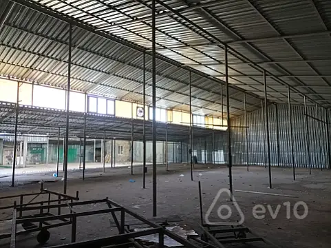 Kirayə verilir mənzil 500 m²