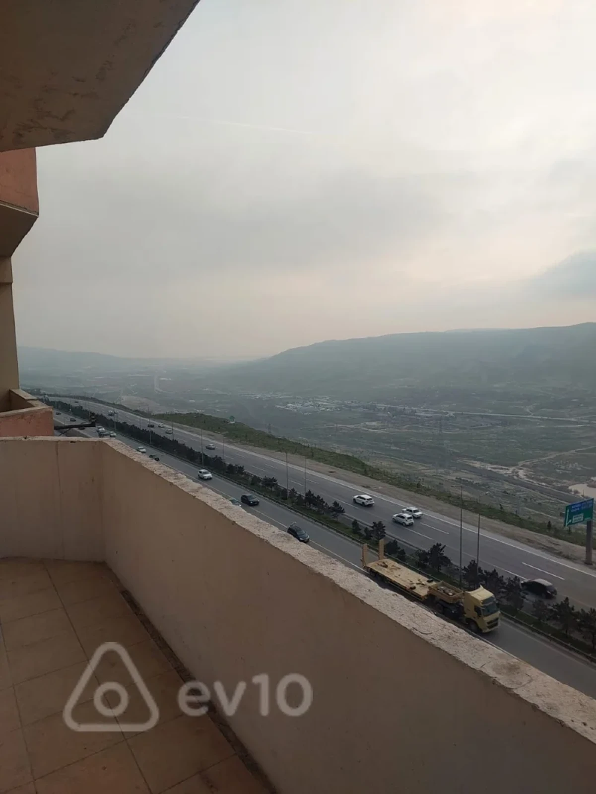 Kirayə verilir 3 otaqlı yeni tikili 100 m²