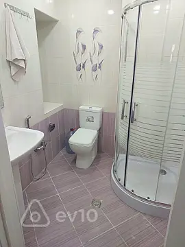 Kirayə verilir 3 otaqlı yeni tikili 100 m²