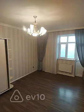 Kirayə verilir 3 otaqlı yeni tikili 100 m²