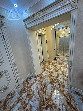 Kirayə verilir 3 otaqlı yeni tikili 150 m²