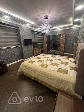 Kirayə verilir 3 otaqlı yeni tikili 150 m²