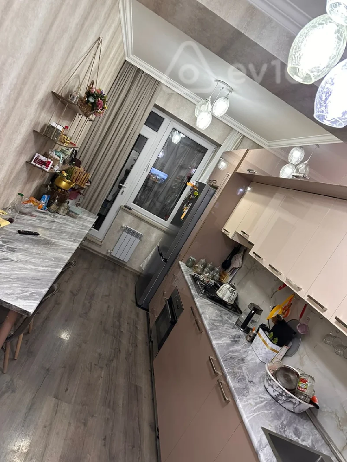 Satılır 3 otaqlı yeni tikili 107 m²